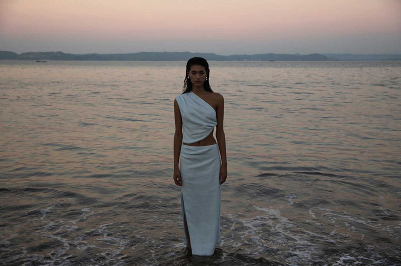 Rent Realisation Par Marie Dress In Rose | Rites Rental Rent Realisation Par Marie Dress In Rose | Rites Rental